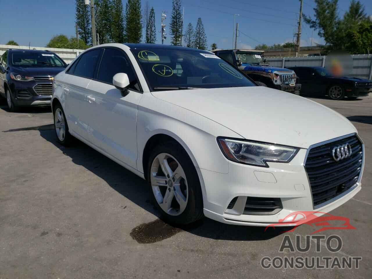 AUDI A3 2018 - WAUAUGFF4J1043486