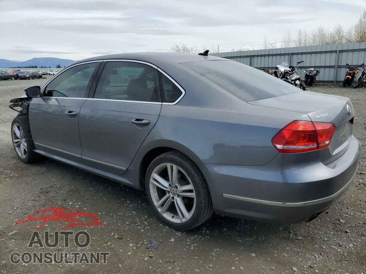 VOLKSWAGEN PASSAT 2015 - 1VWBT7A33FC060120
