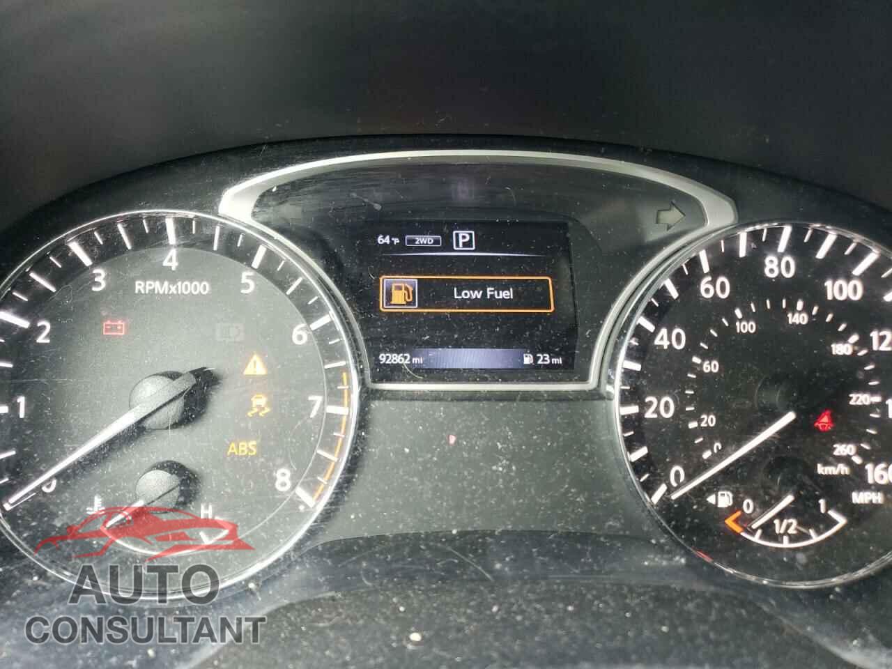 NISSAN PATHFINDER 2017 - 5N1DR2MM5HC671752