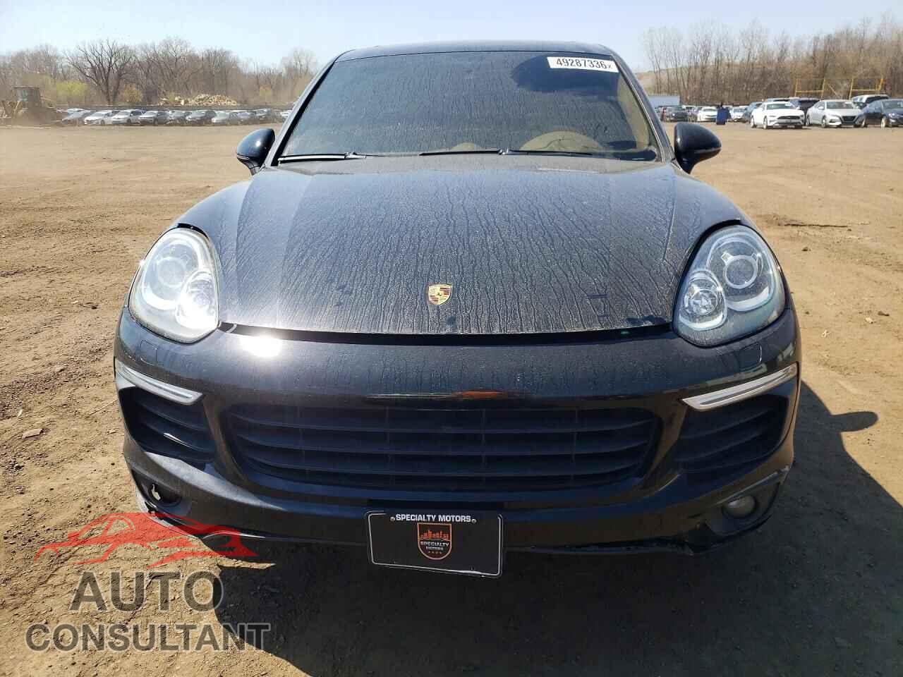 PORSCHE CAYENNE 2017 - WP1AA2A21HKA85796