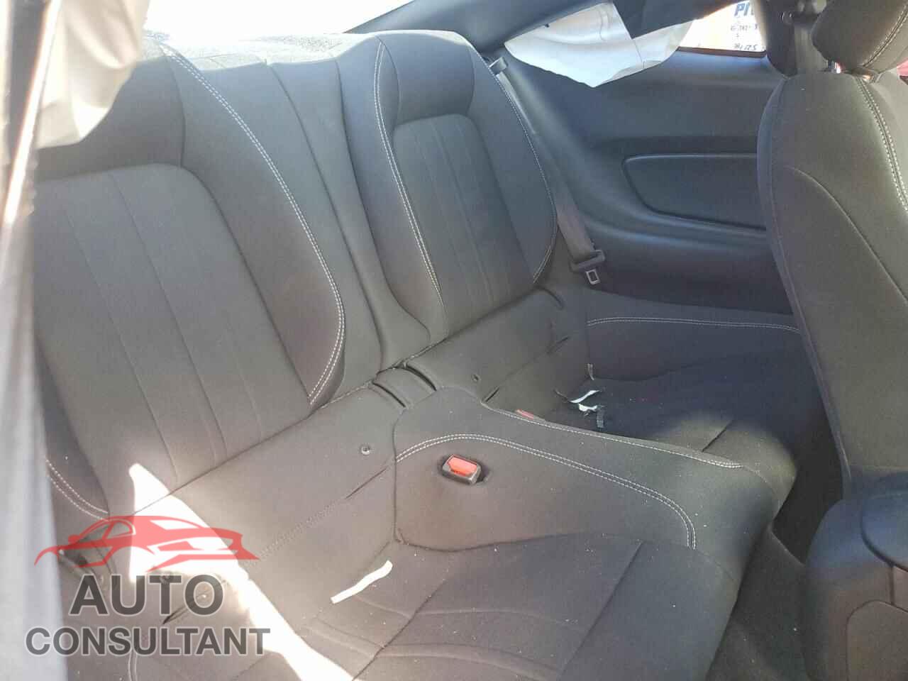 FORD MUSTANG 2022 - 1FA6P8CFXN5126225