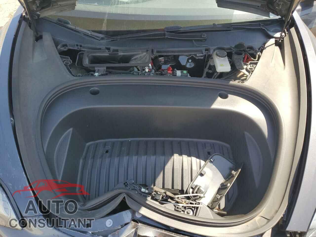 TESLA MODEL 3 2023 - 5YJ3E1EA8PF710801