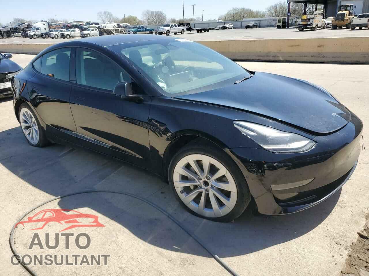 TESLA MODEL 3 2022 - 5YJ3E1EA9NF372046