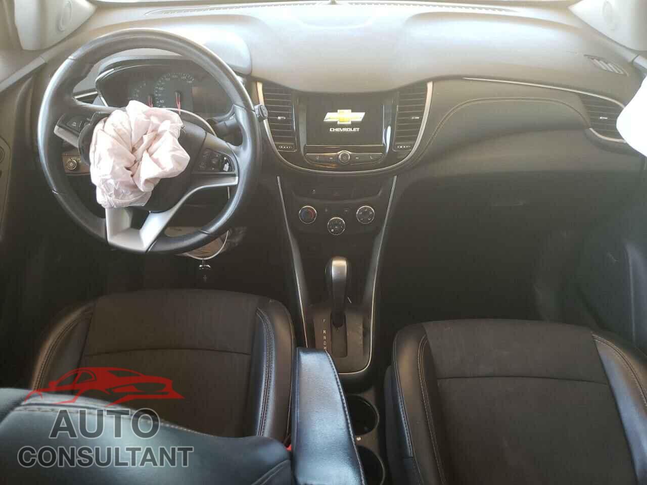 CHEVROLET TRAX 2019 - 3GNCJLSB3KL153933