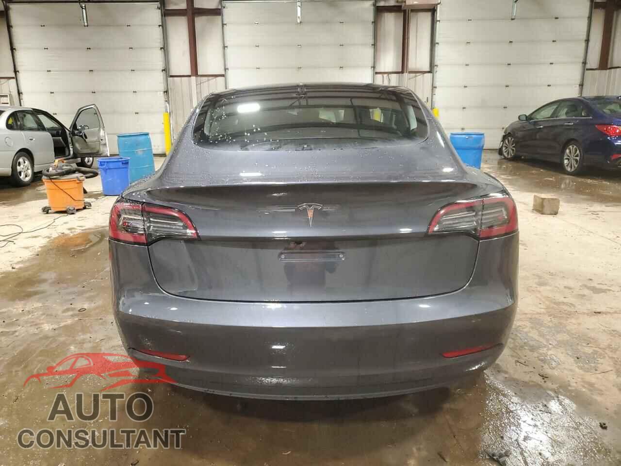 TESLA MODEL 3 2023 - 5YJ3E1EA3PF643931