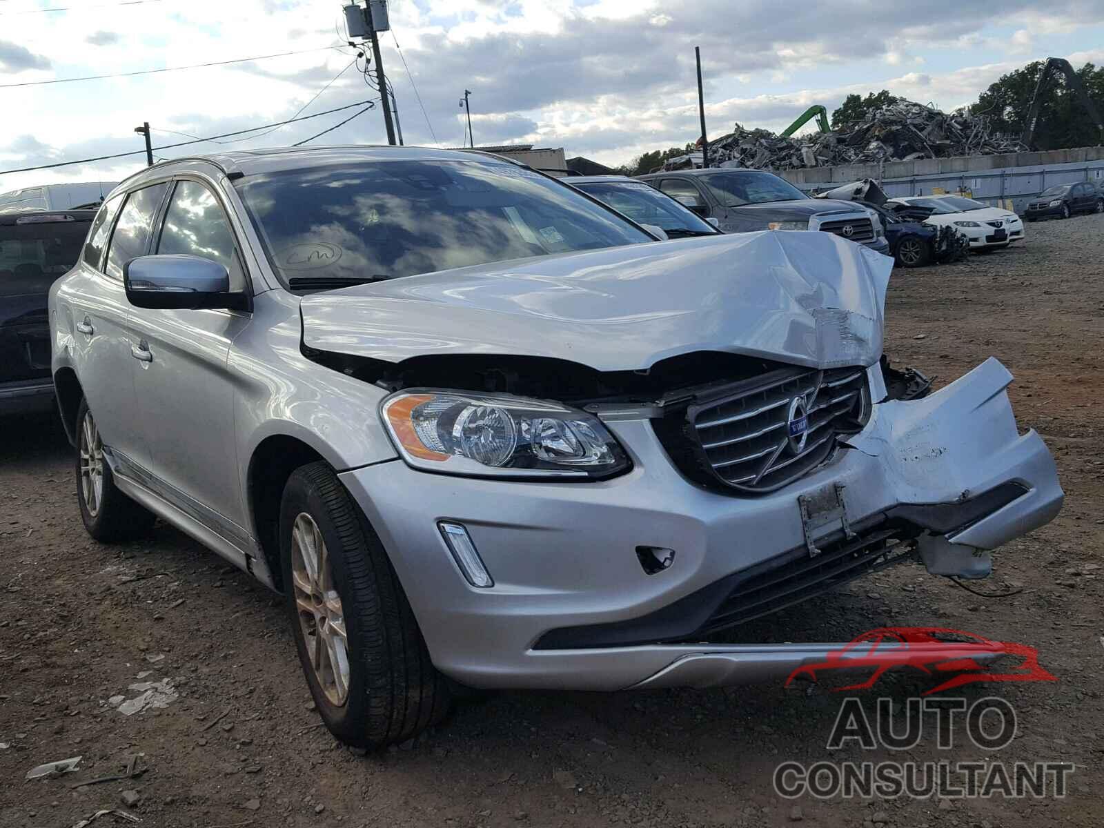 VOLVO XC60 T5 2015 - YV4612RK6F2642806