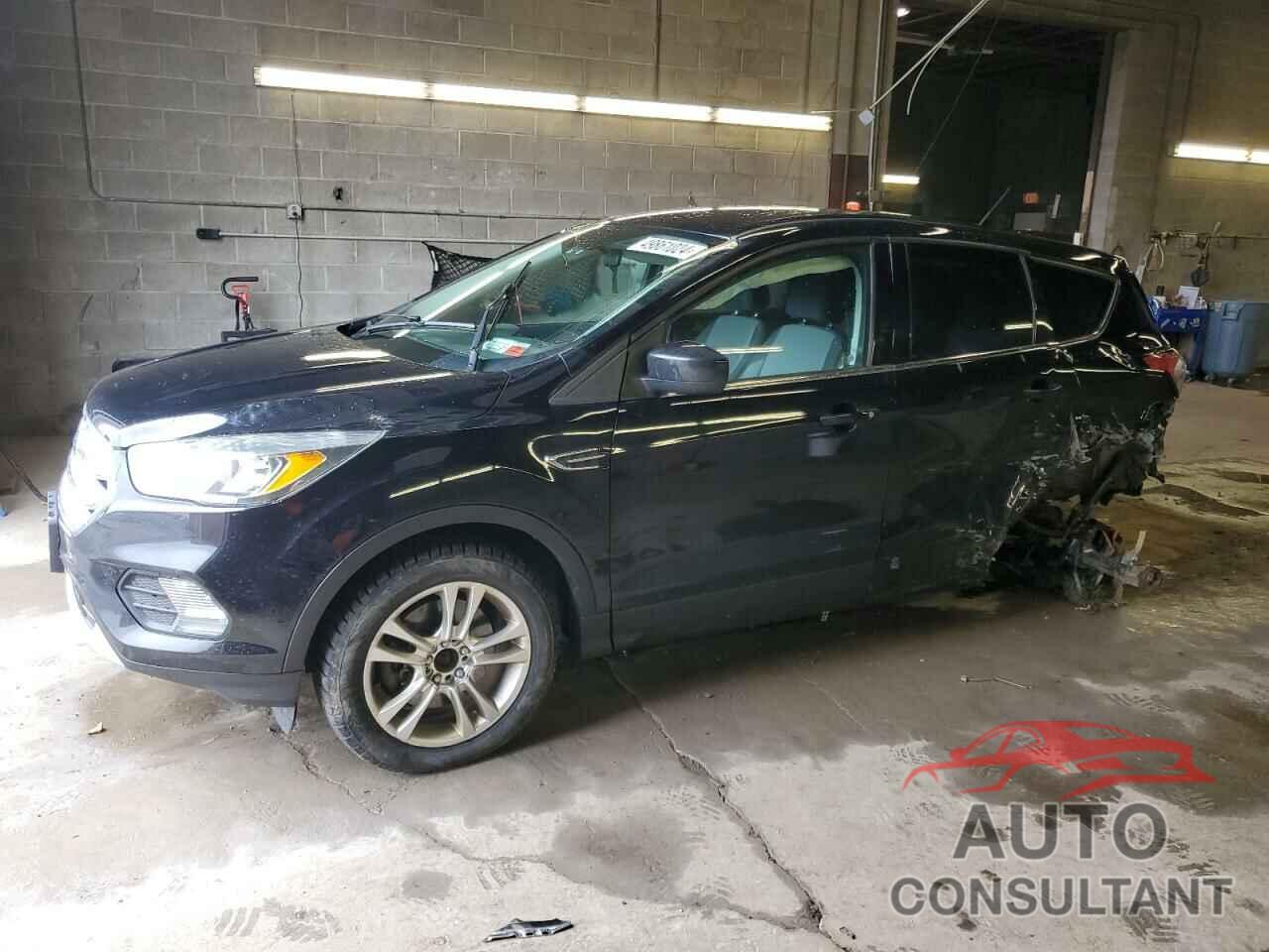 FORD ESCAPE 2017 - 1FMCU9GD0HUE67403