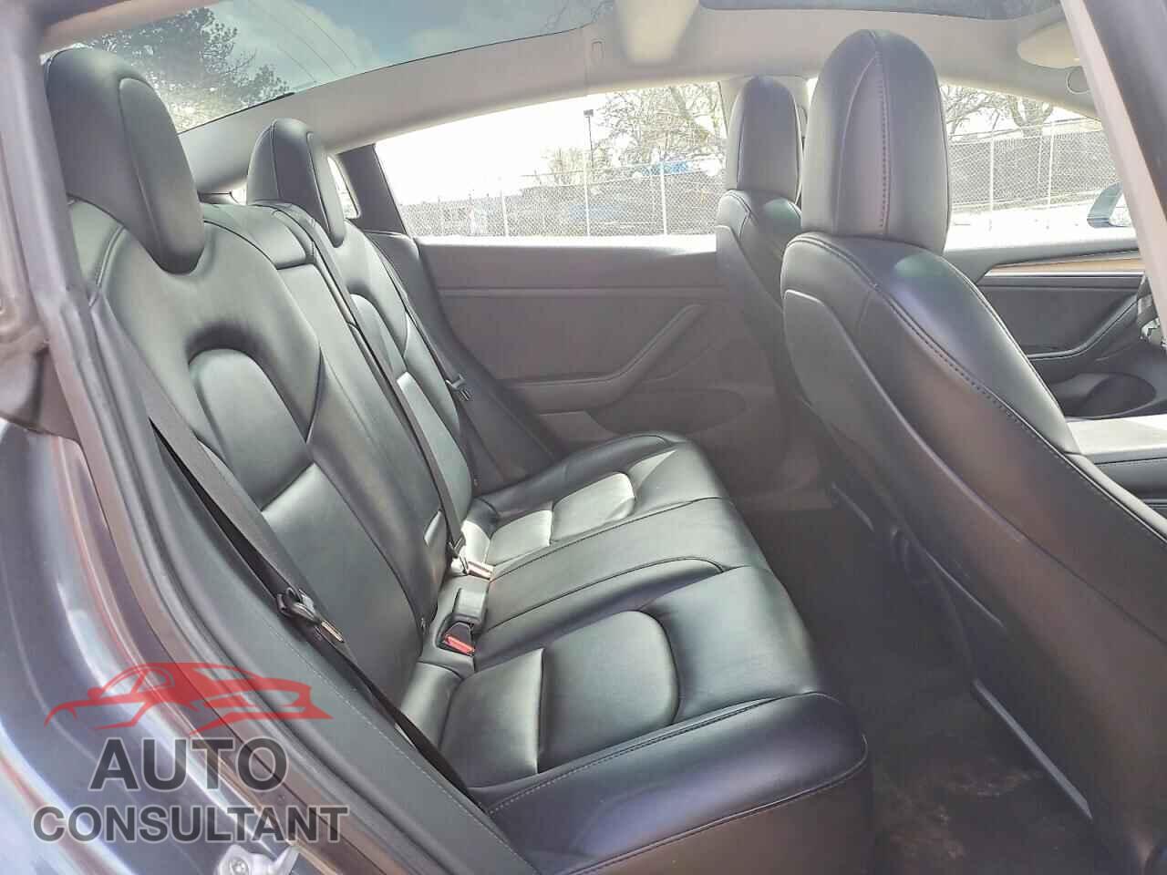 TESLA MODEL 3 2022 - 5YJ3E1EA4NF287518