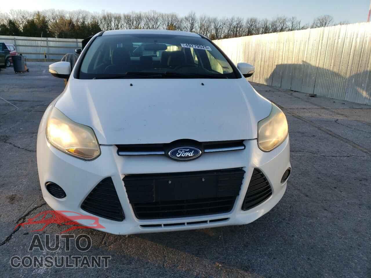 FORD FOCUS 2014 - 1FADP3F27EL159715