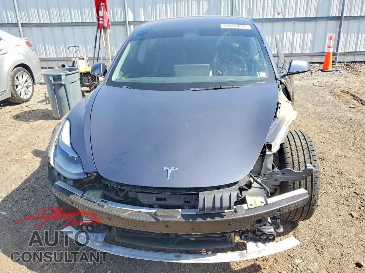 TESLA MODEL 3 2021 - 5YJ3E1EA5MF092784