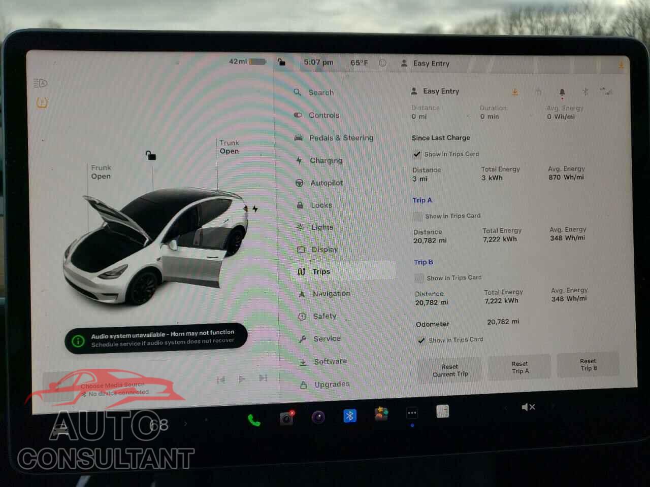 TESLA MODEL Y 2022 - 7SAYGDEF7NF539830