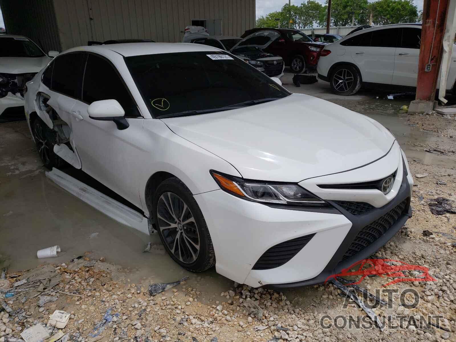 TOYOTA CAMRY 2019 - 4T1B11HK3KU217406