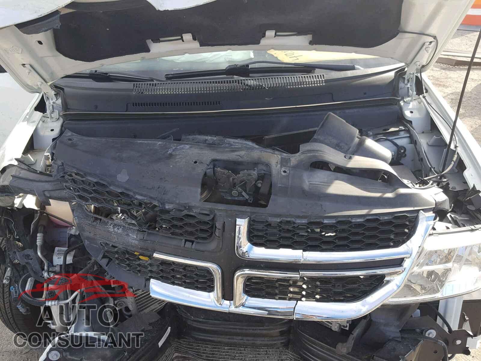 DODGE JOURNEY SE 2017 - 3C4PDCAB2HT584193