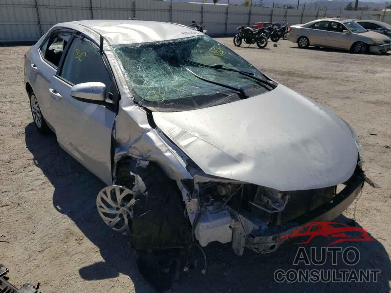 TOYOTA COROLLA 2018 - 2T1BURHE5JC056170