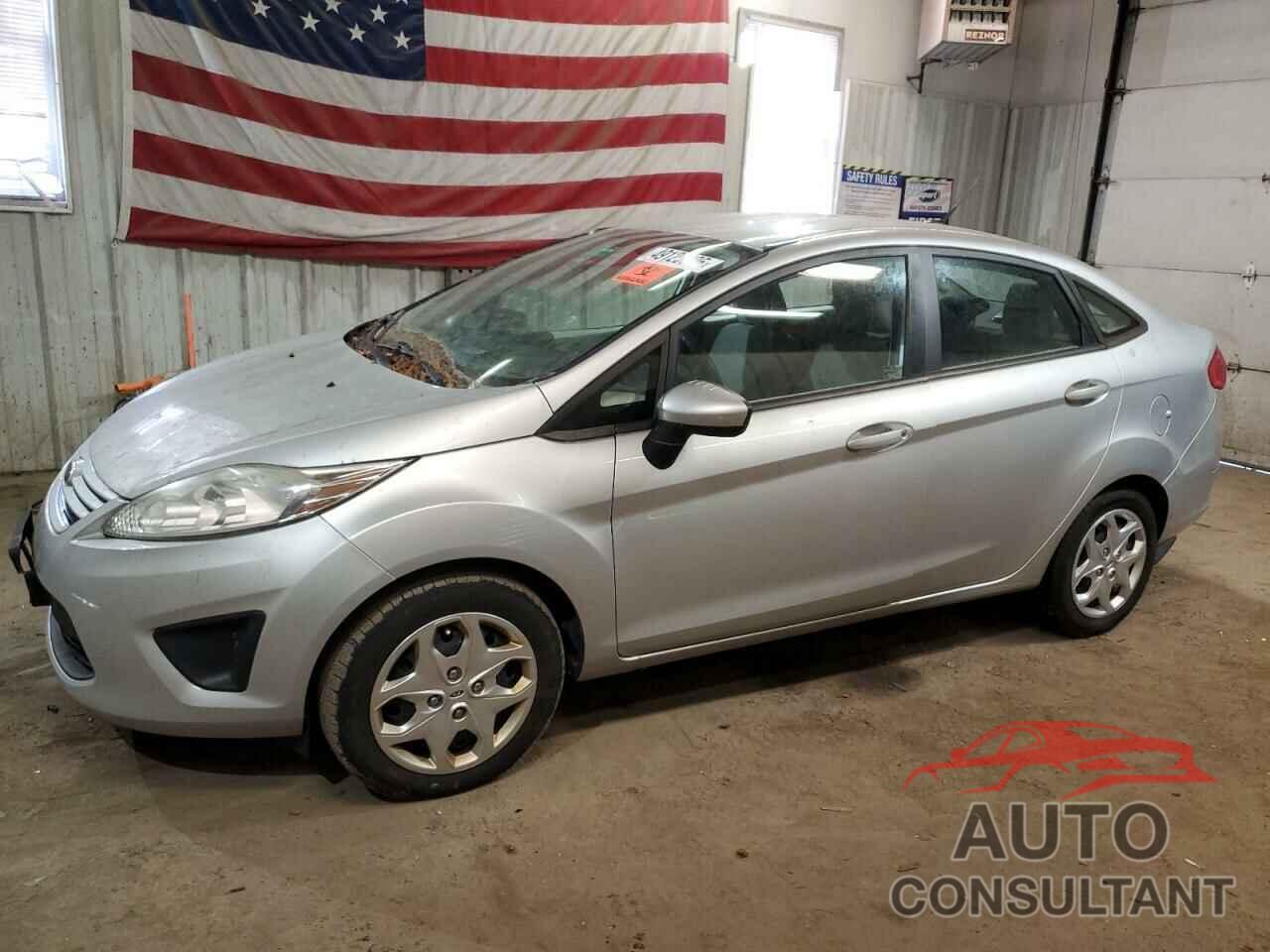 FORD FIESTA 2013 - 3FADP4AJ3DM117575