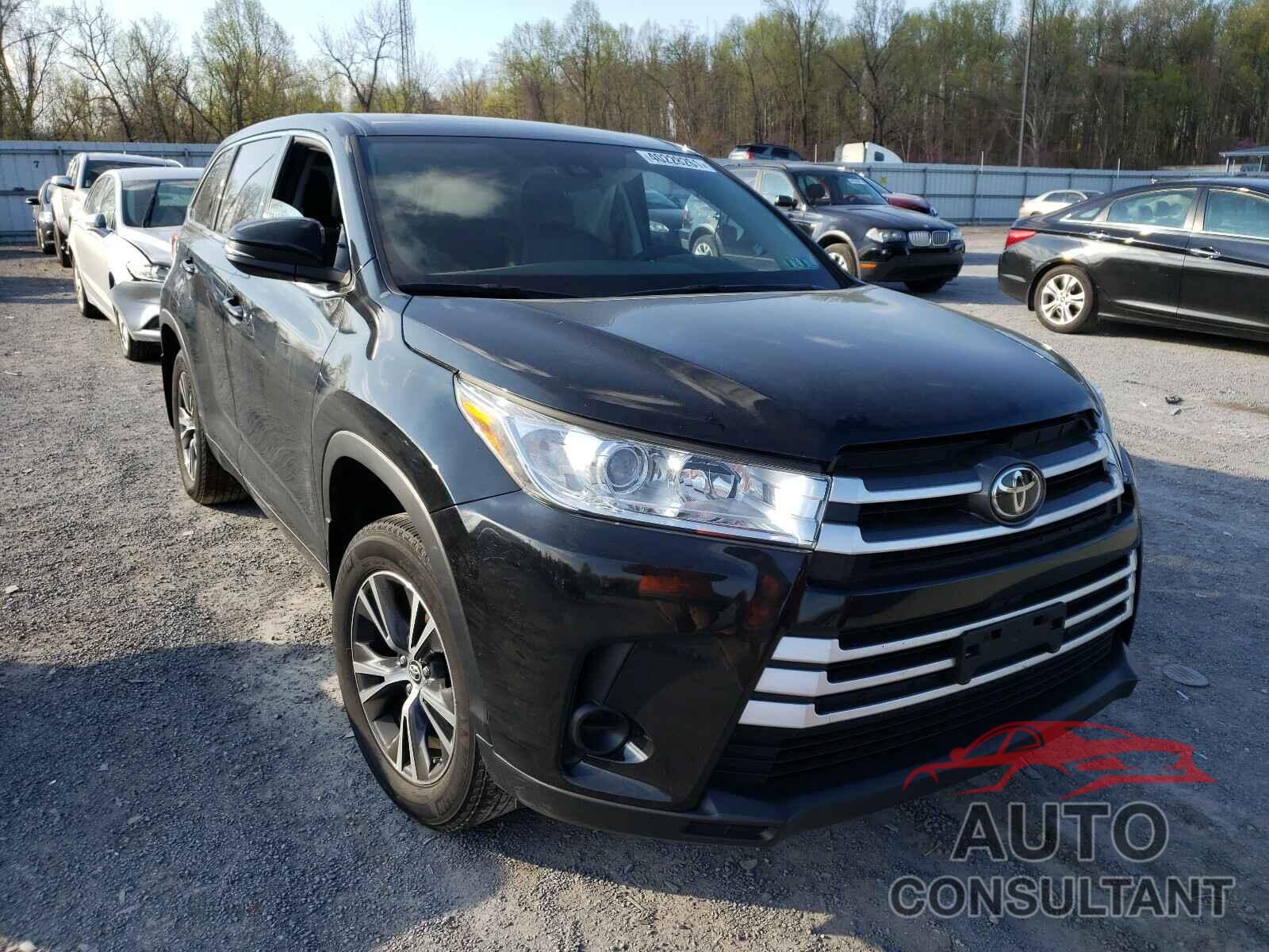TOYOTA HIGHLANDER 2018 - 5TDBZRFH8JS884896