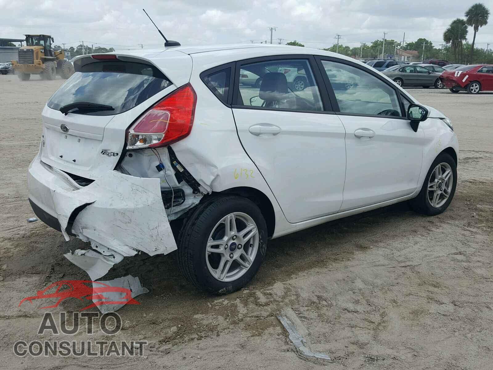 FORD FIESTA SE 2017 - 3FADP4EJ1HM147805