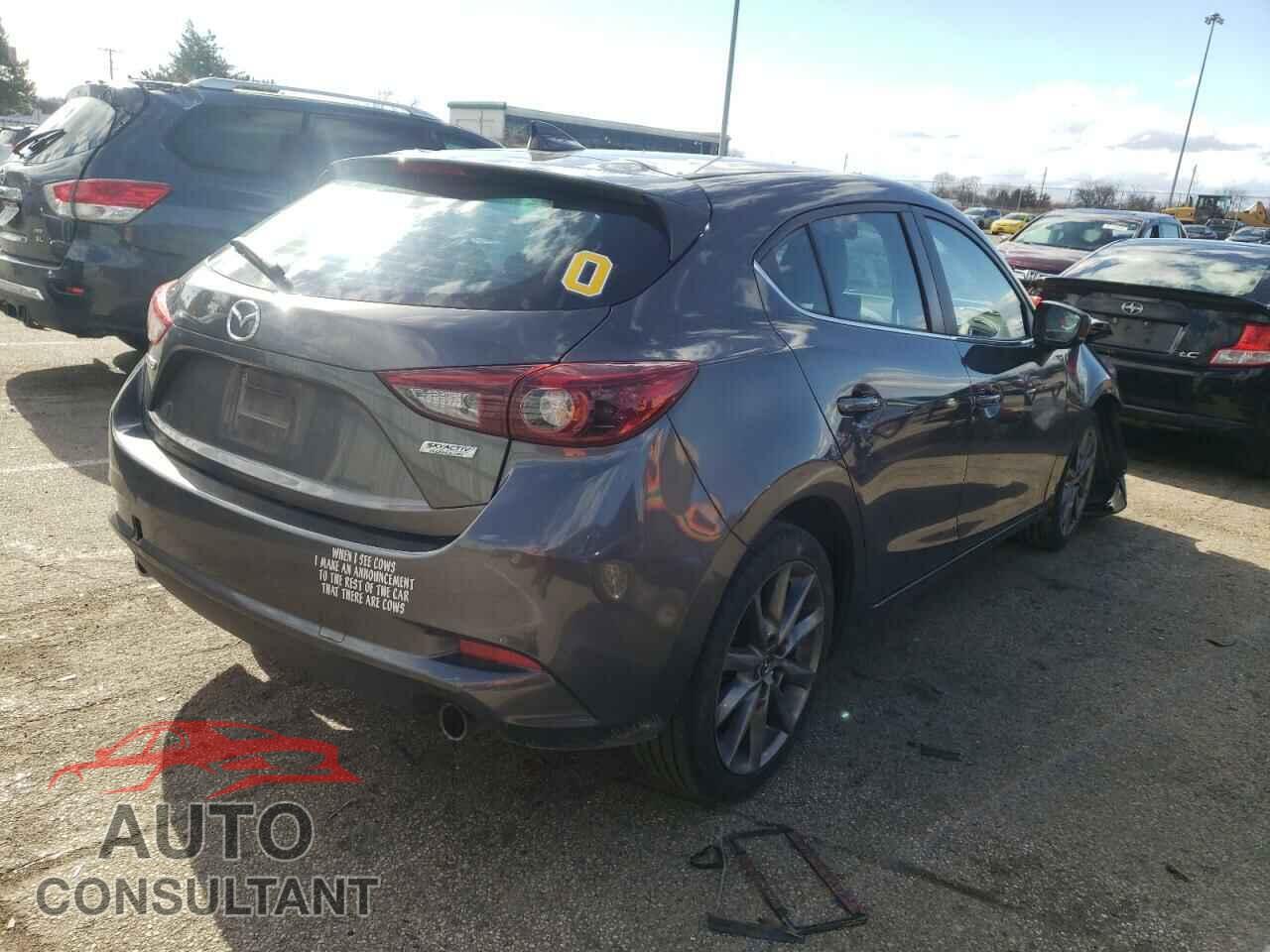MAZDA 3 2018 - 3MZBN1M33JM169719