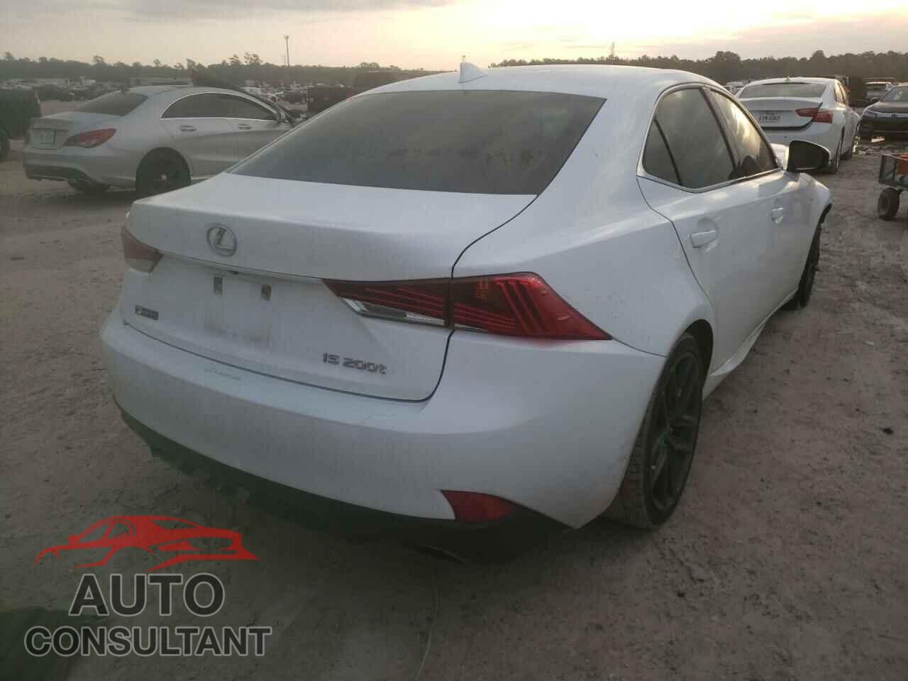 LEXUS IS 2017 - JTHBA1D24H5041994