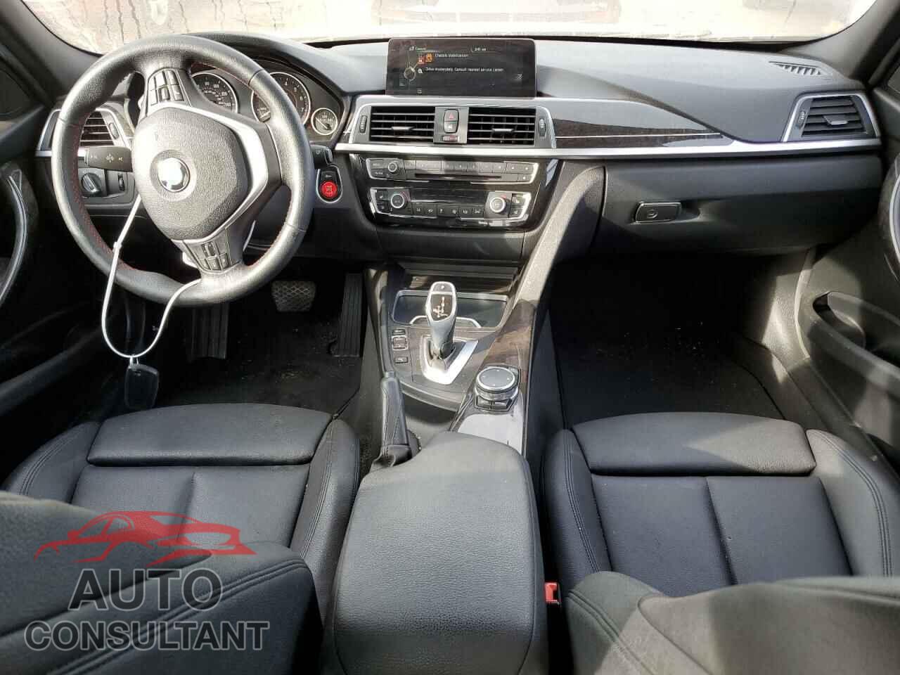 BMW 3 SERIES 2016 - WBA8E3G59GNU01354