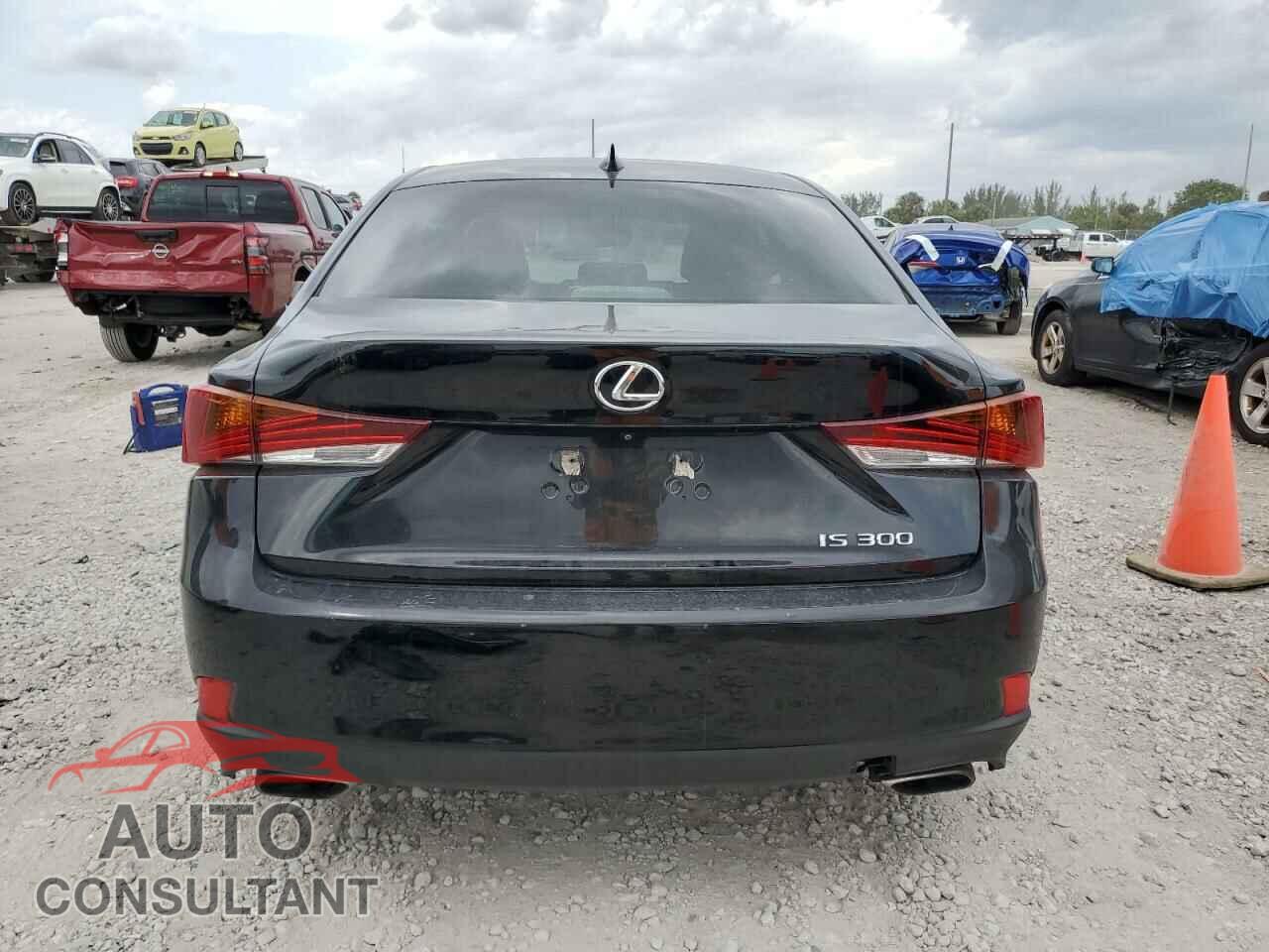 LEXUS IS 2018 - JTHBA1D29J5075449