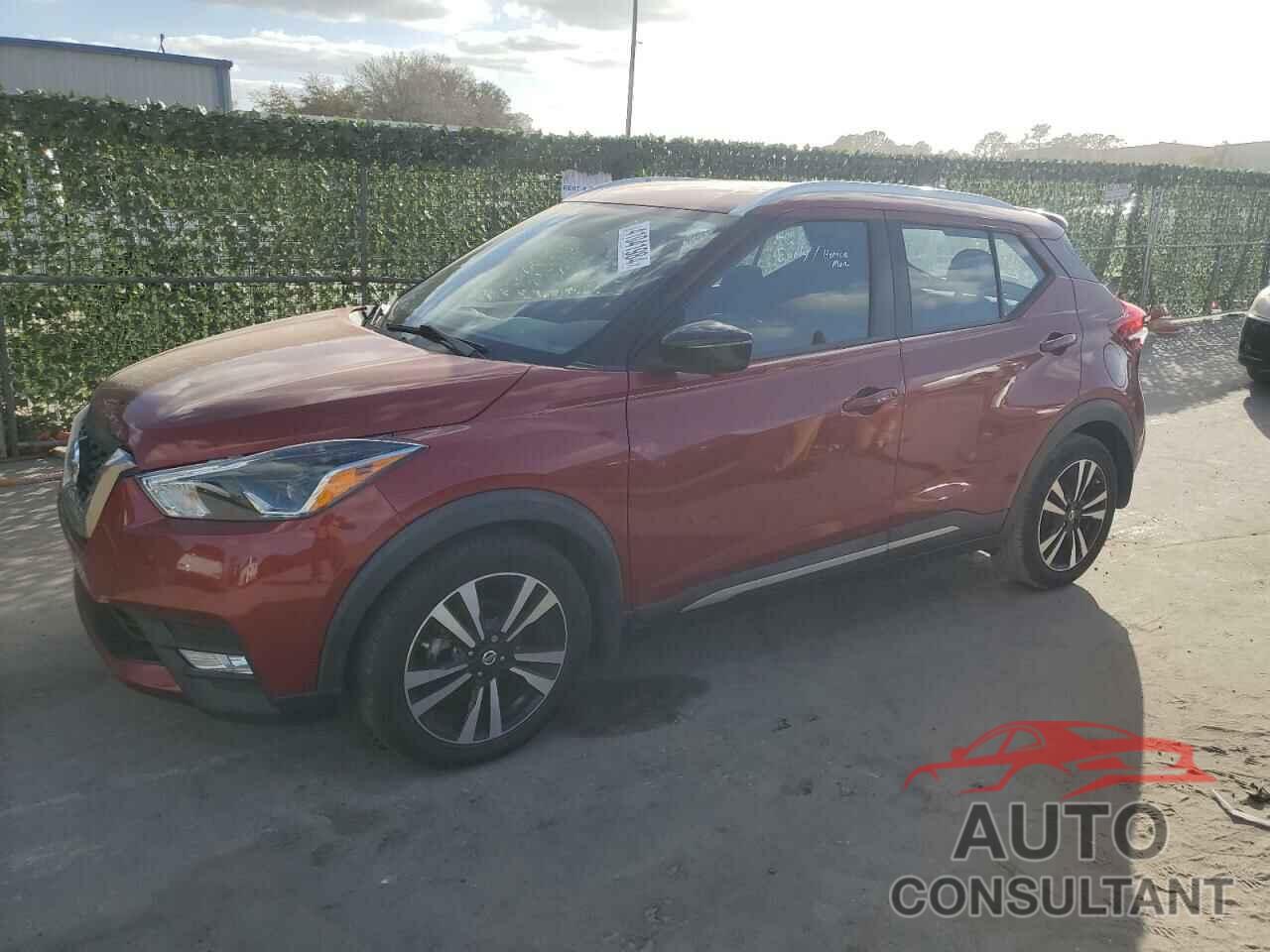 NISSAN KICKS 2018 - 3N1CP5CU3JL534248