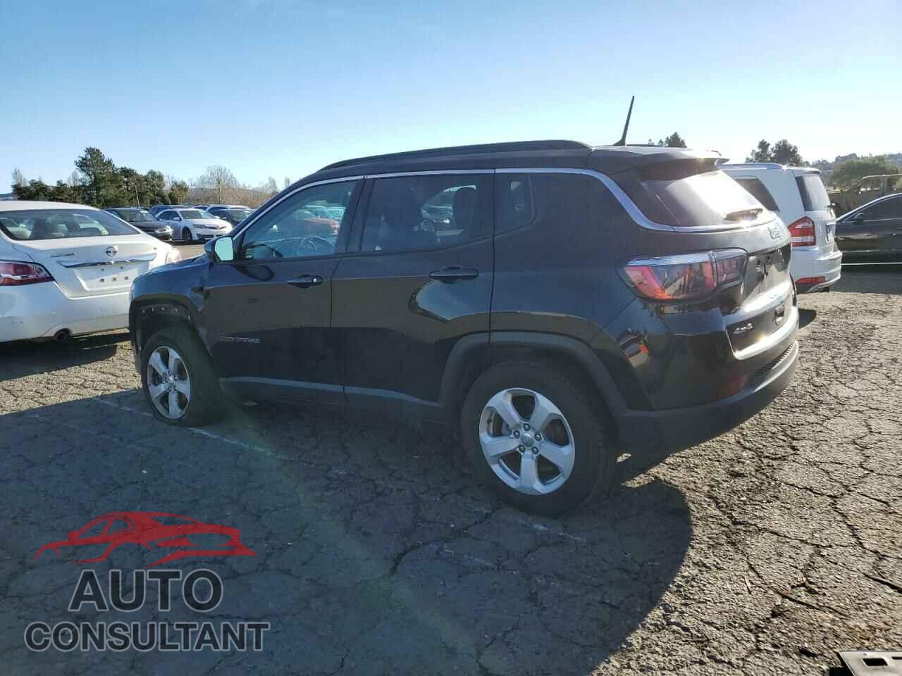 JEEP COMPASS 2018 - 3C4NJDBB9JT355553