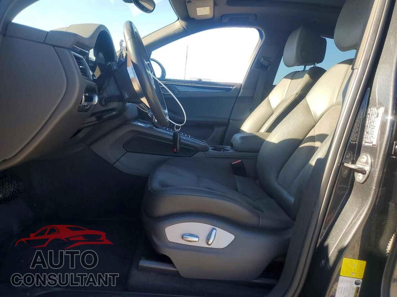 PORSCHE MACAN 2018 - WP1AA2A59JLB20580
