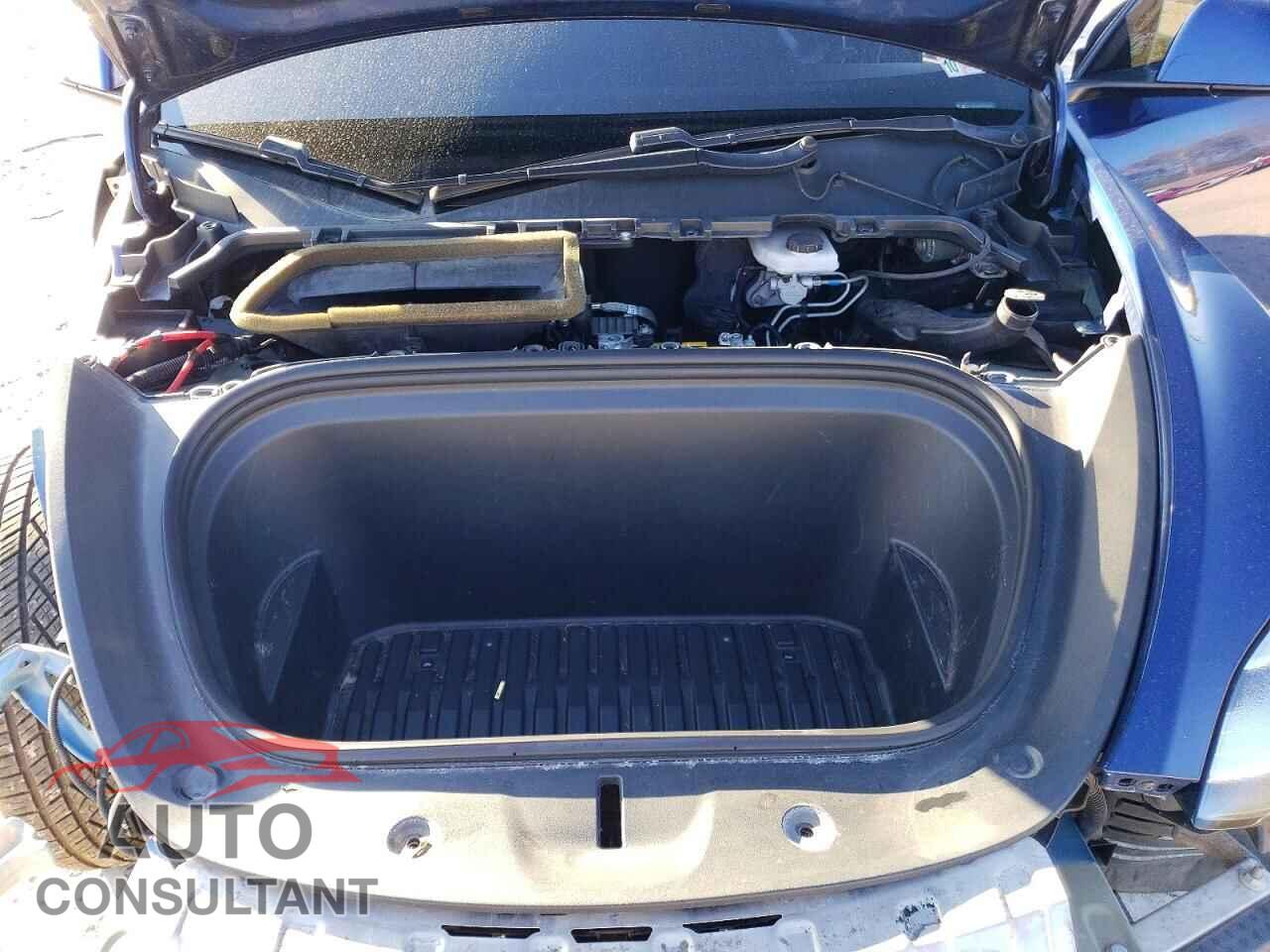 TESLA MODEL Y 2021 - 5YJYGDEE2MF079642