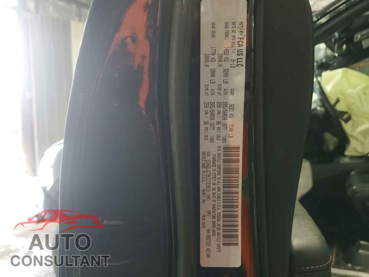 DODGE DURANGO 2020 - 1C4SDJCT9LC131813