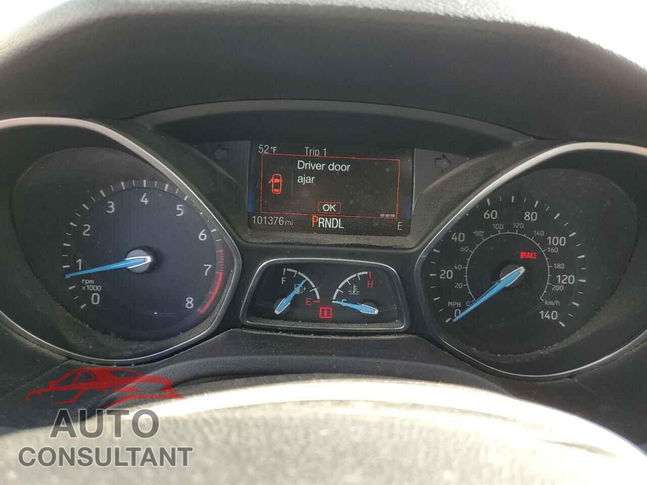 FORD FOCUS 2015 - 1FADP3K28FL224417