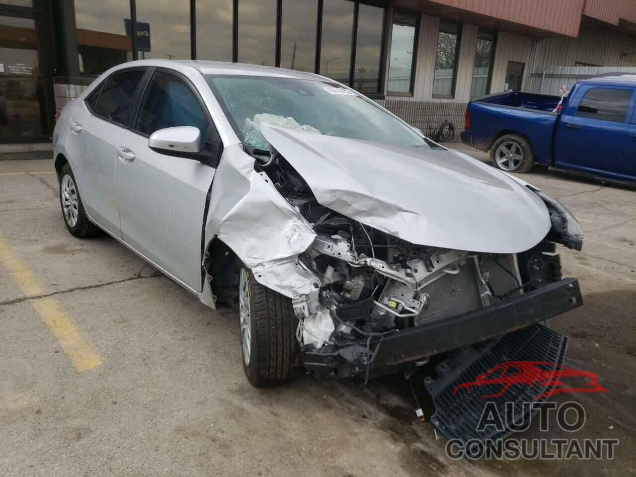 TOYOTA COROLLA 2018 - 2T1BURHE8JC045518