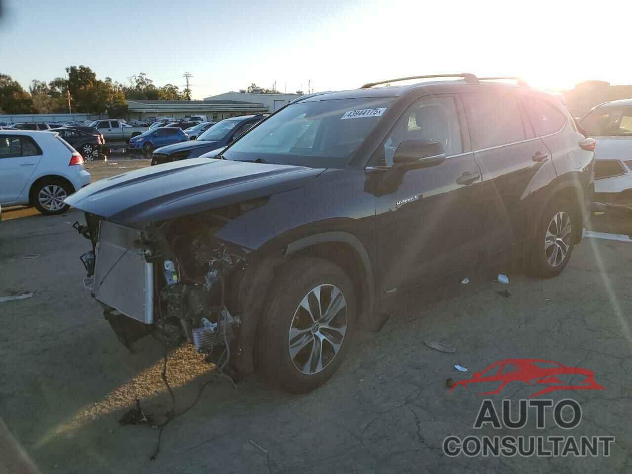 TOYOTA HIGHLANDER 2021 - 5TDHBRCH2MS536065