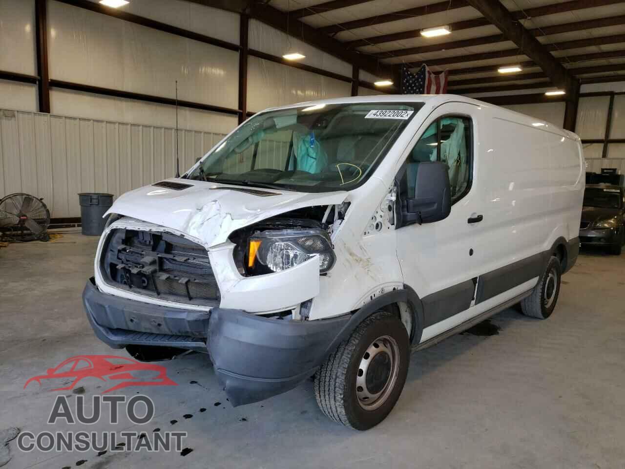 FORD TRANSIT CO 2017 - 1FTYE1ZM6HKA55939