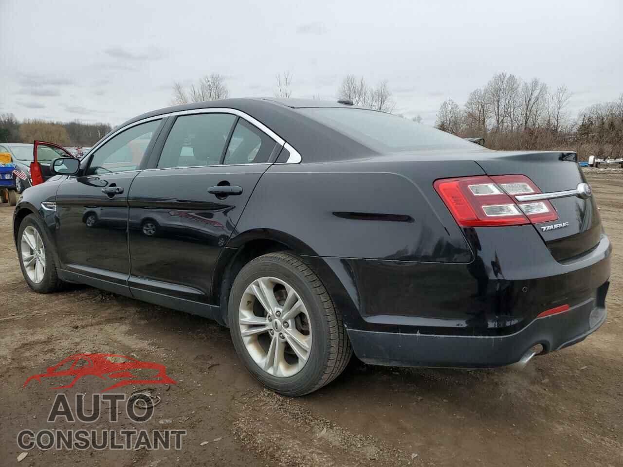 FORD TAURUS 2017 - 1FAHP2E88HG138841