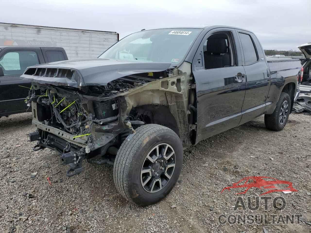 TOYOTA TUNDRA 2019 - 5TFUM5F1XKX080212