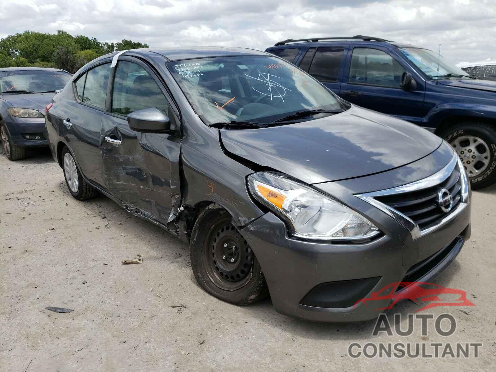 NISSAN VERSA 2017 - 3N1CN7AP1HL884566