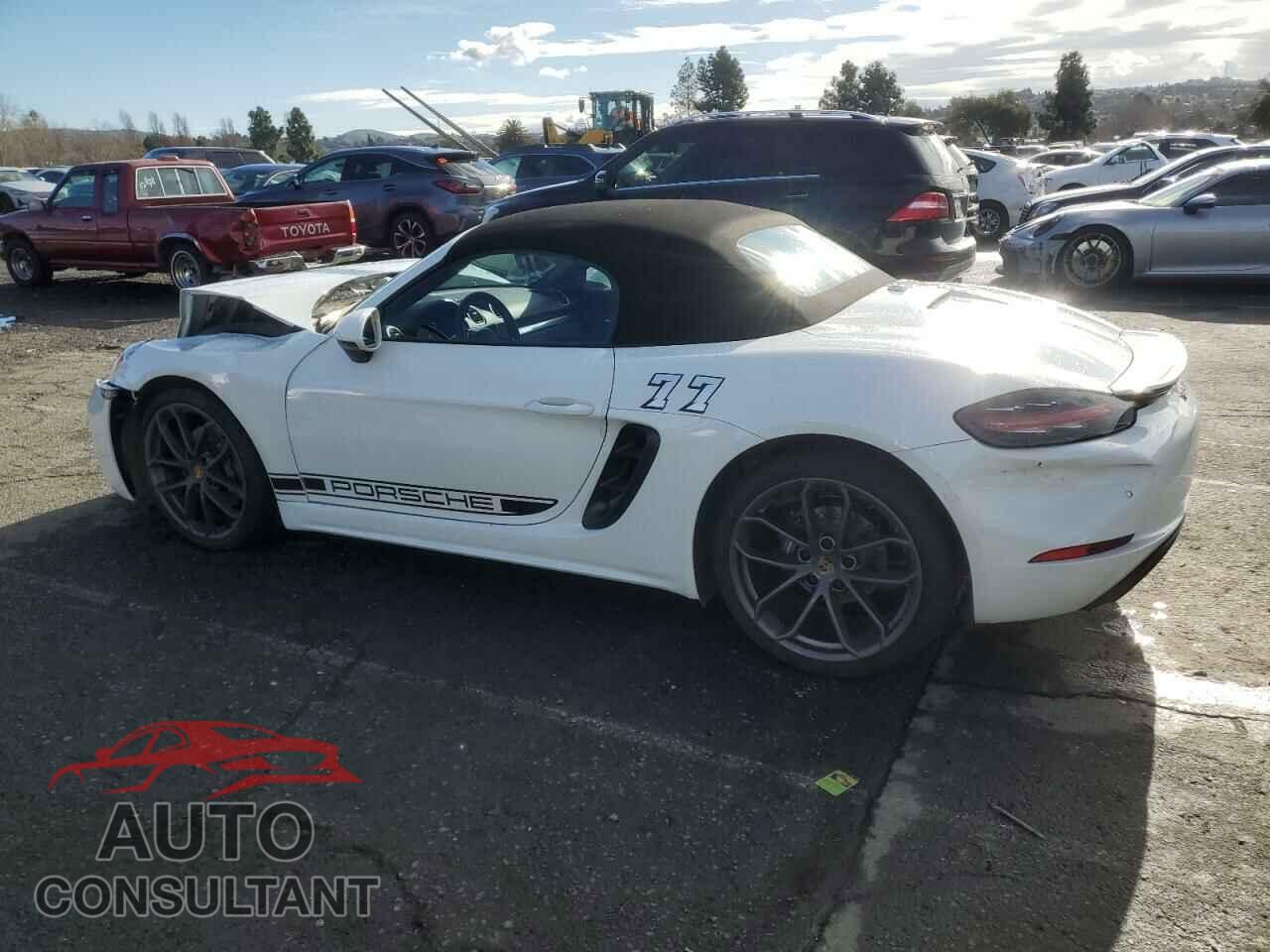 PORSCHE BOXSTER 2024 - WP0CA2A80RK205359