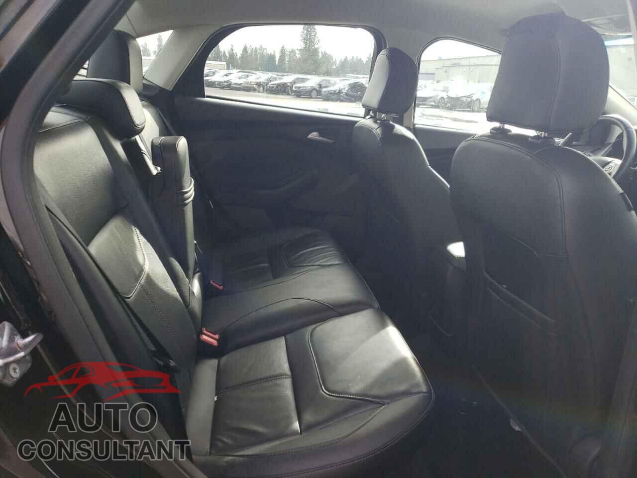 FORD FOCUS 2016 - 1FADP3F29GL380672