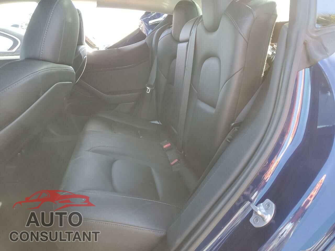 TESLA MODEL 3 2019 - 5YJ3E1EA9KF326146