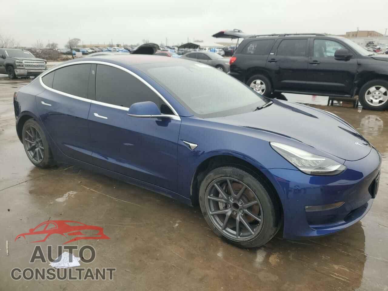 TESLA MODEL 3 2018 - 5YJ3E1EA0JF019494