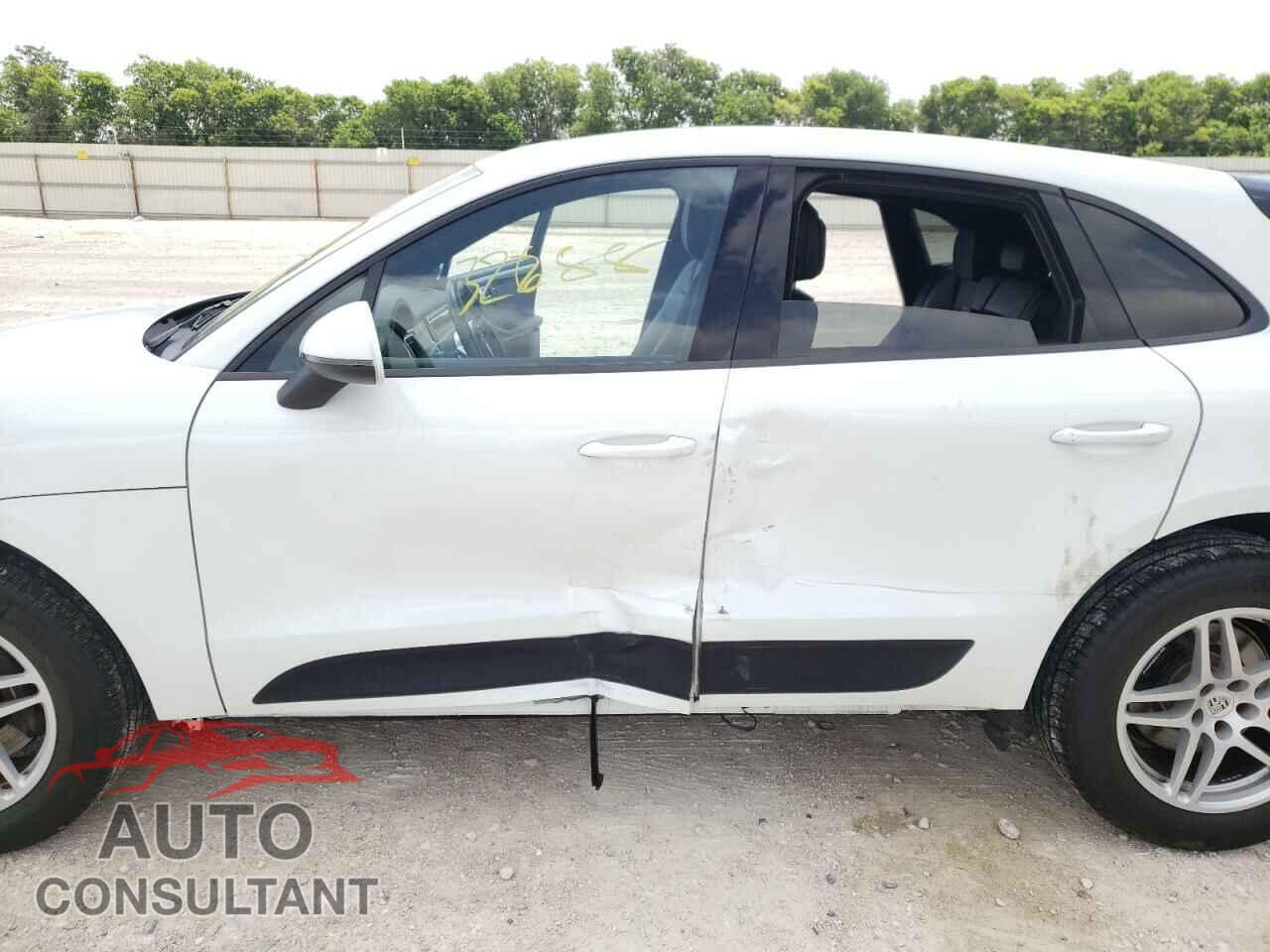 PORSCHE MACAN 2018 - WP1AA2A56JLB23923