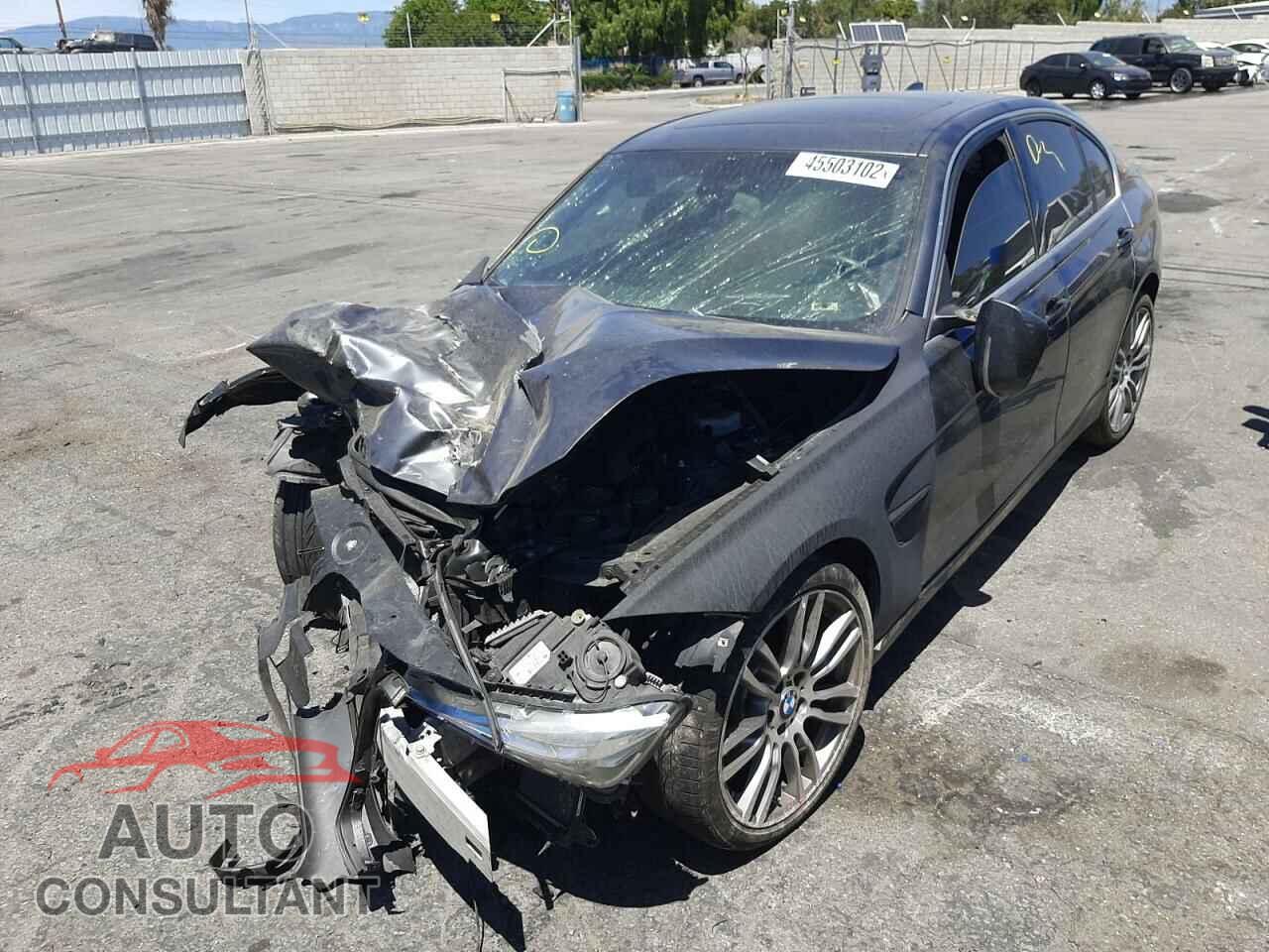BMW 3 SERIES 2016 - WBA8B7G5XGNT95984