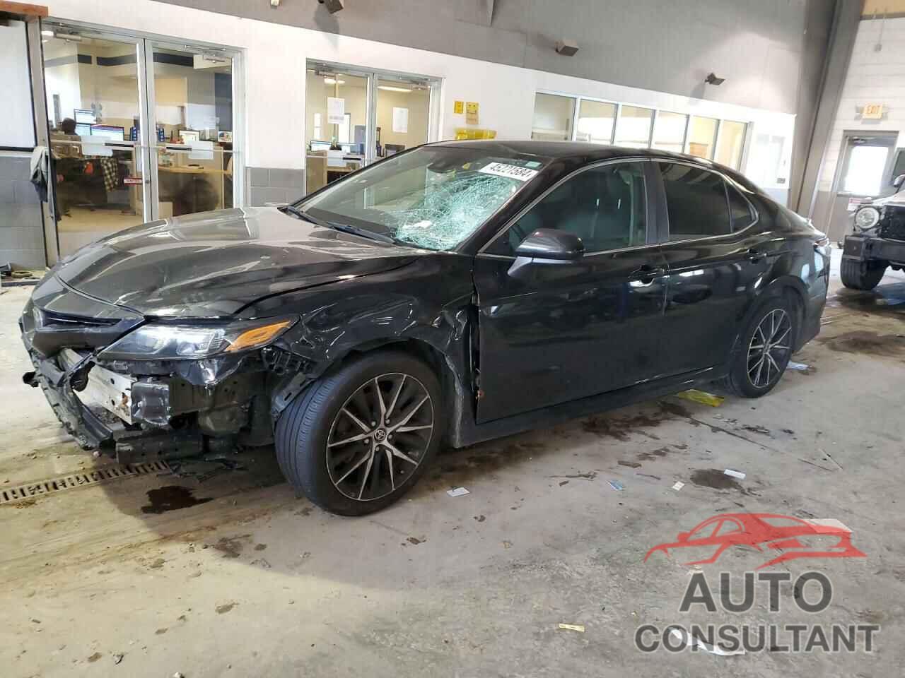TOYOTA CAMRY 2021 - 4T1G11AK3MU402655