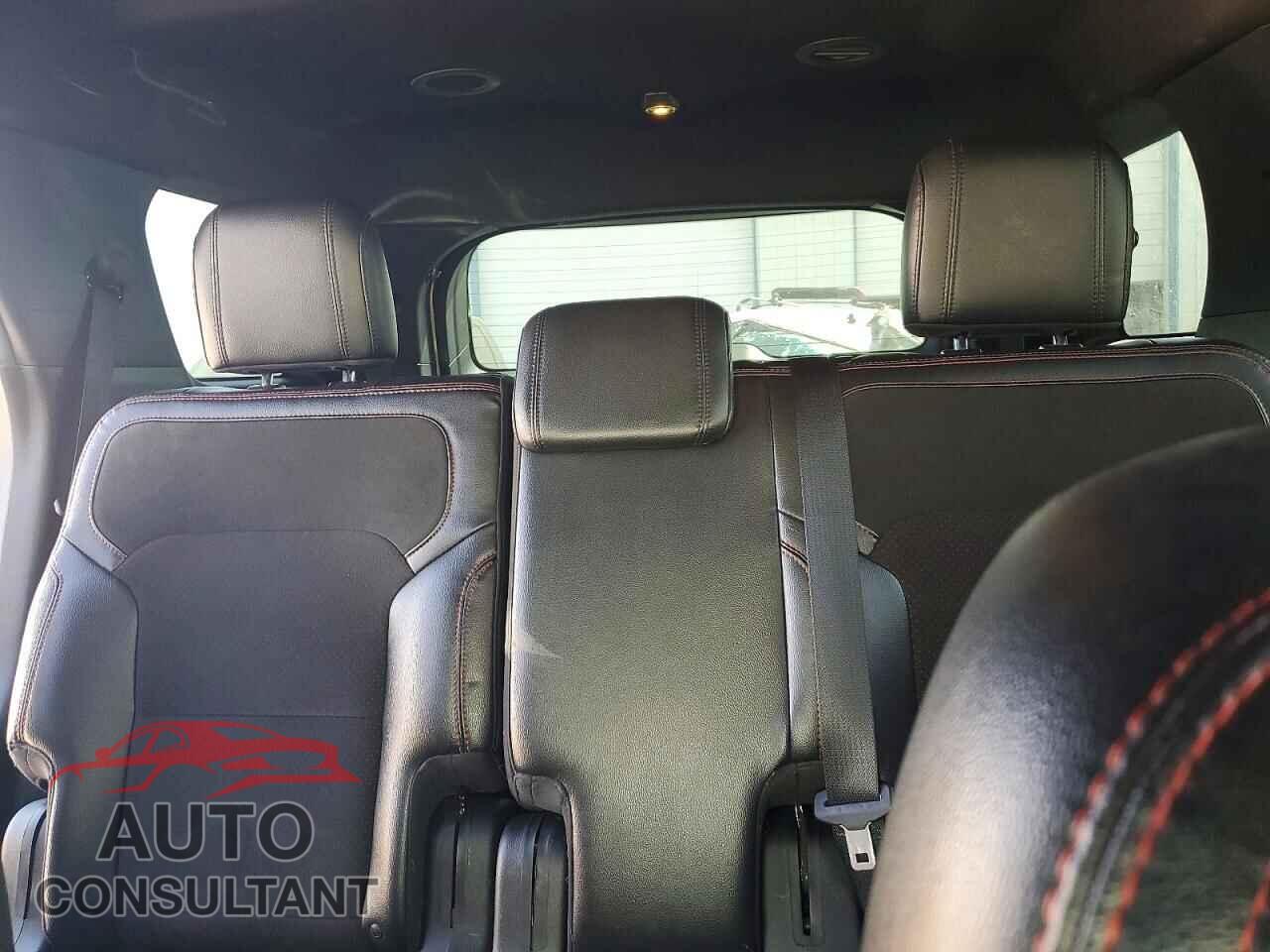 FORD EXPLORER 2018 - 1FM5K8D89JGB56170