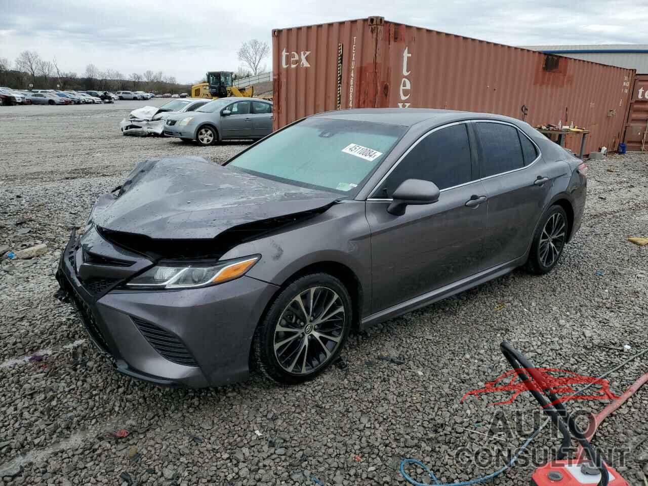 TOYOTA CAMRY 2018 - 4T1B11HK0JU060156