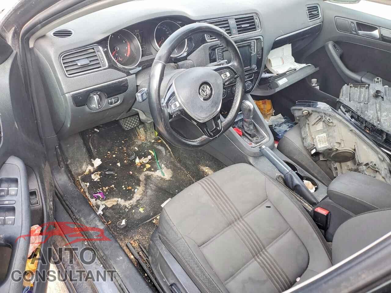 VOLKSWAGEN JETTA 2017 - 3VWDB7AJ5HM286266