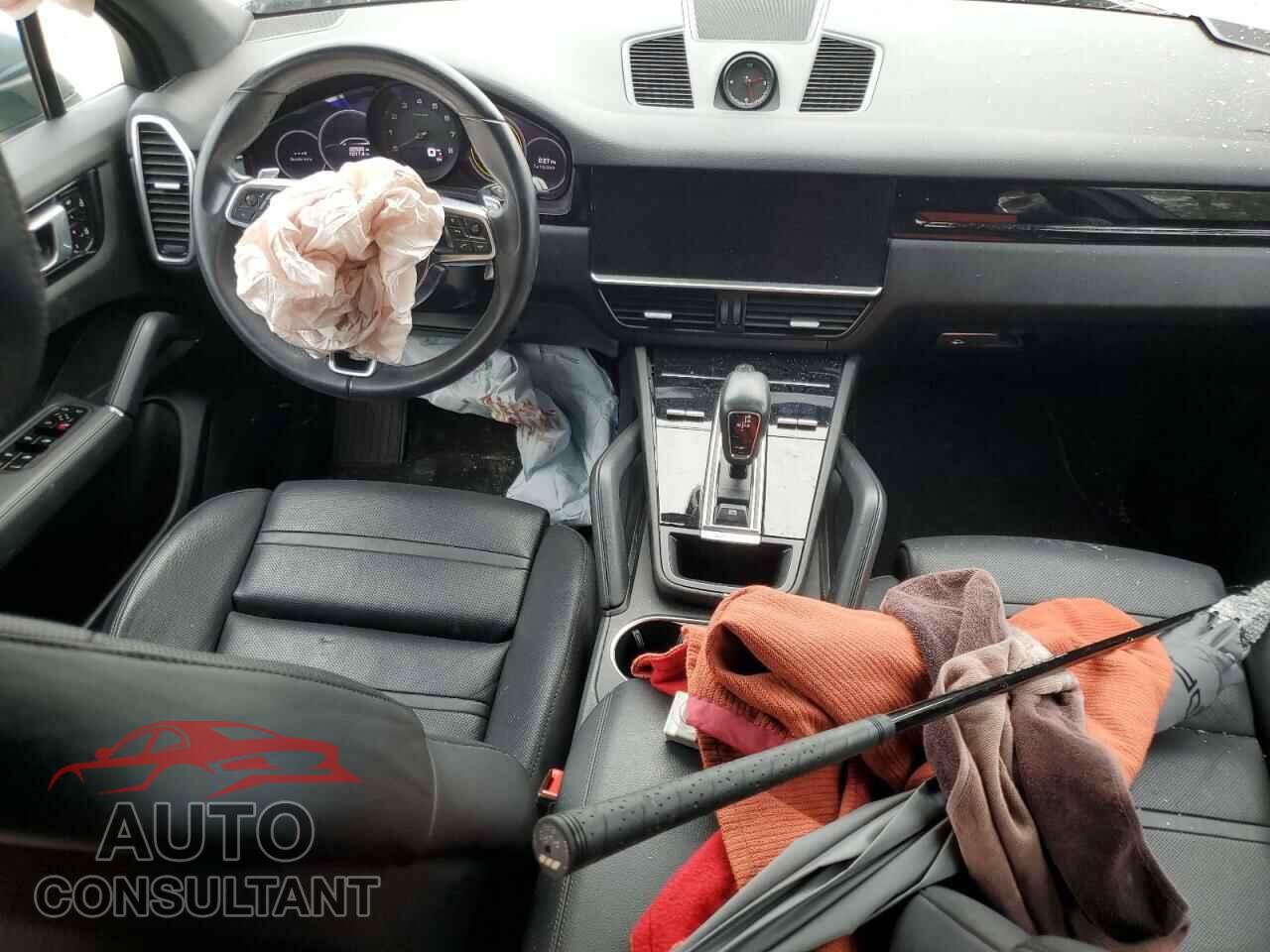 PORSCHE CAYENNE 2021 - WP1AA2AY6MDA08344