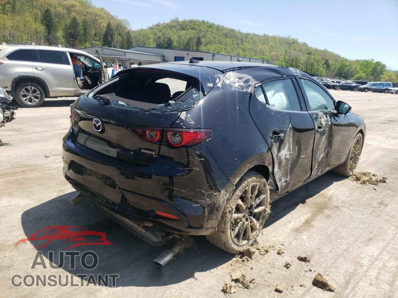 MAZDA 3 2021 - JM1BPAML3M1334571