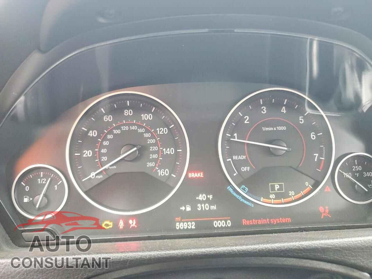 BMW 3 SERIES 2017 - WBA8D9C30HA011102